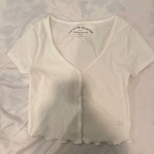 White top with bottons